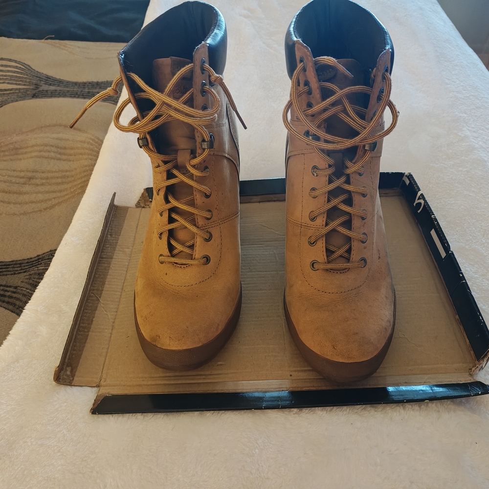 Timberland Tan Heeled Boots